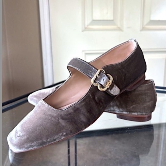 $130 SAM EDELMAN "Michaela" Velvet Ballet Flats in Dark Silver Sage EUC/sz 7.5 - Picture 1 of 15